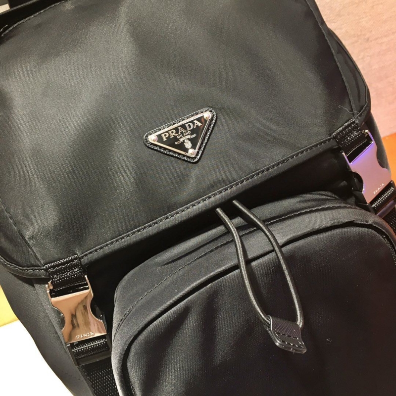 Pra*a backpacks